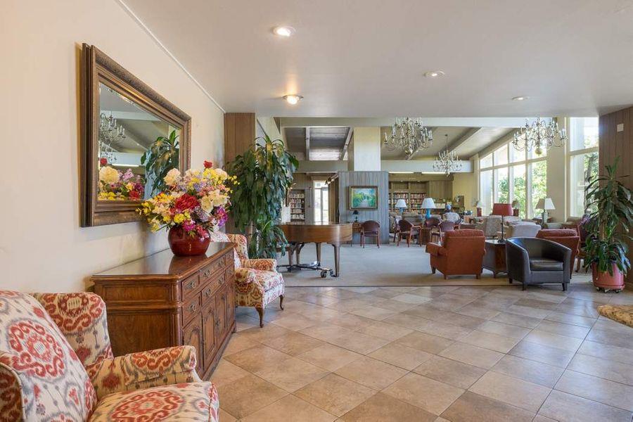 Detail Gallery Image 34 of 37 For 97 Hacienda Carmel, Carmel,  CA 93923 - 1 Beds | 1 Baths