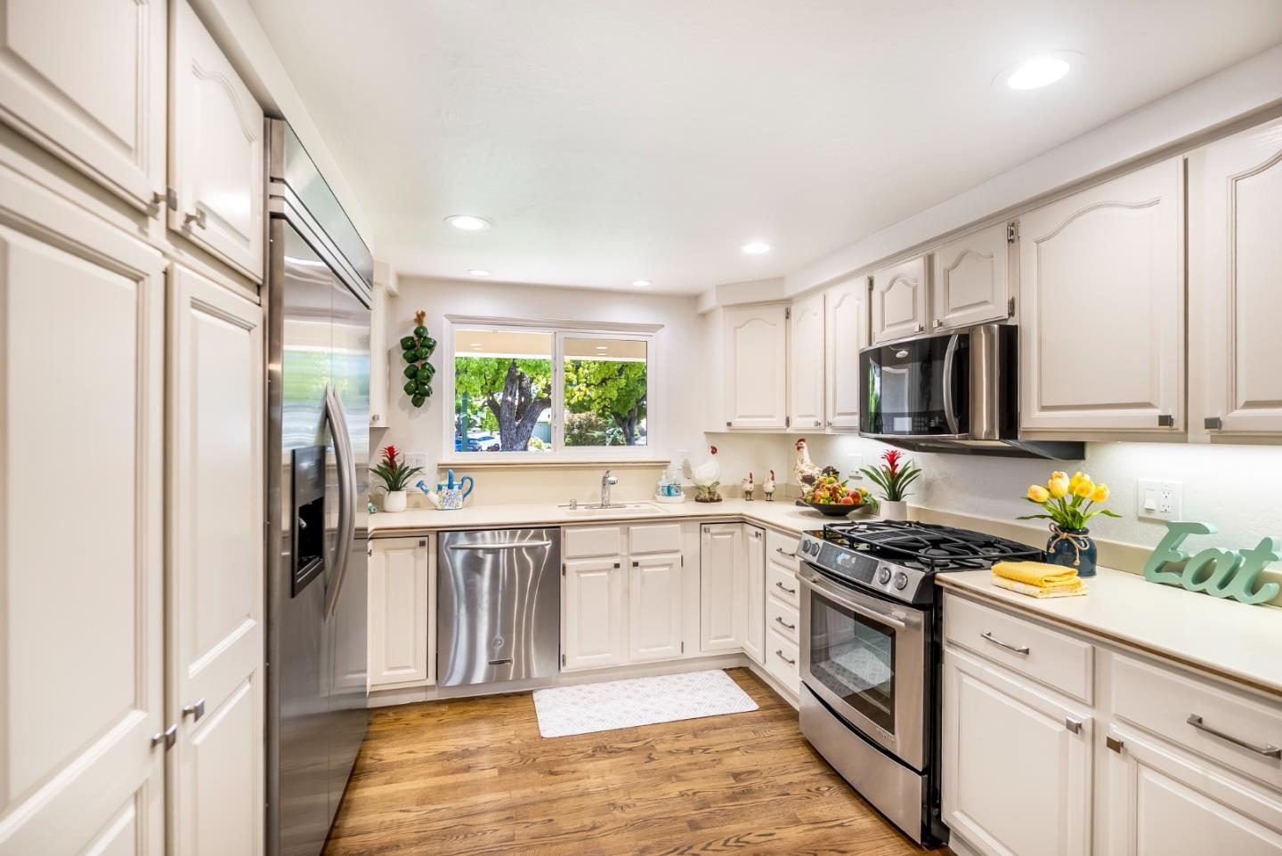 Detail Gallery Image 12 of 47 For 2301 Central Park Dr, Campbell,  CA 95008 - 4 Beds | 2 Baths