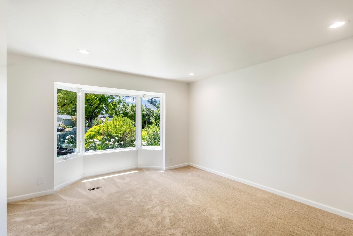 Detail Gallery Image 16 of 47 For 2301 Central Park Dr, Campbell,  CA 95008 - 4 Beds | 2 Baths
