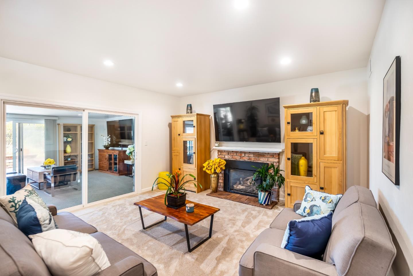Detail Gallery Image 3 of 47 For 2301 Central Park Dr, Campbell,  CA 95008 - 4 Beds | 2 Baths