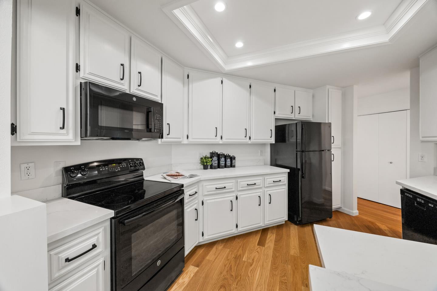Detail Gallery Image 10 of 21 For 526 Shorebird Cir #16101,  Redwood Shores,  CA 94065 - 2 Beds | 2 Baths