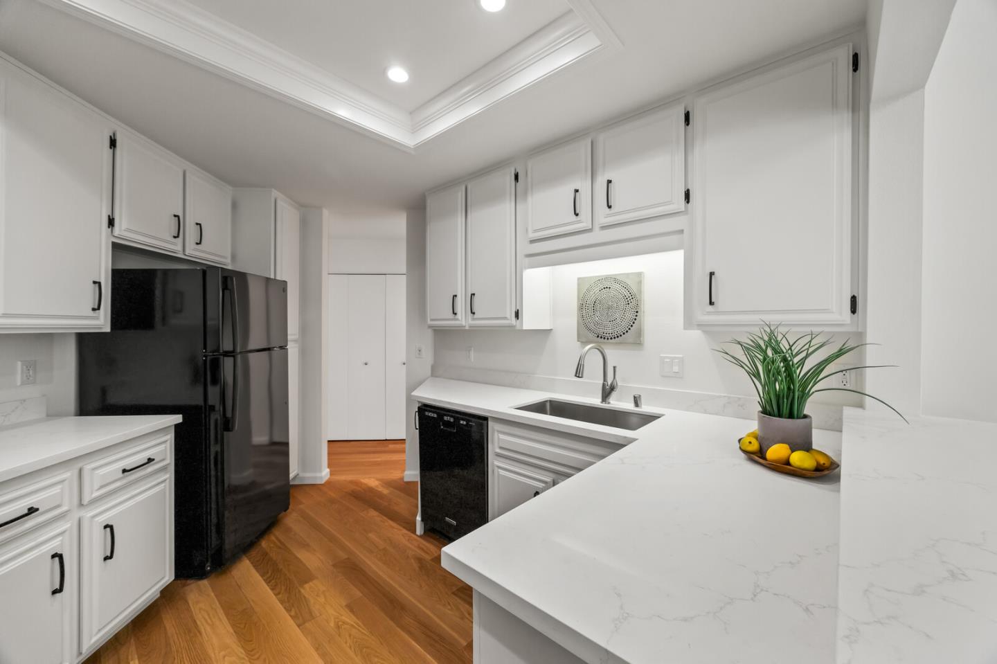 Detail Gallery Image 11 of 21 For 526 Shorebird Cir #16101,  Redwood Shores,  CA 94065 - 2 Beds | 2 Baths