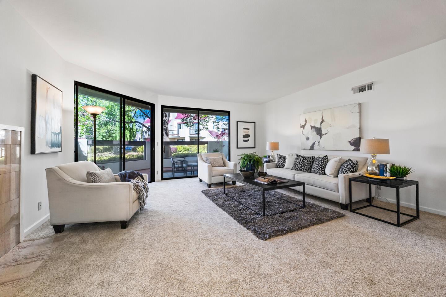 Detail Gallery Image 3 of 21 For 526 Shorebird Cir #16101,  Redwood Shores,  CA 94065 - 2 Beds | 2 Baths
