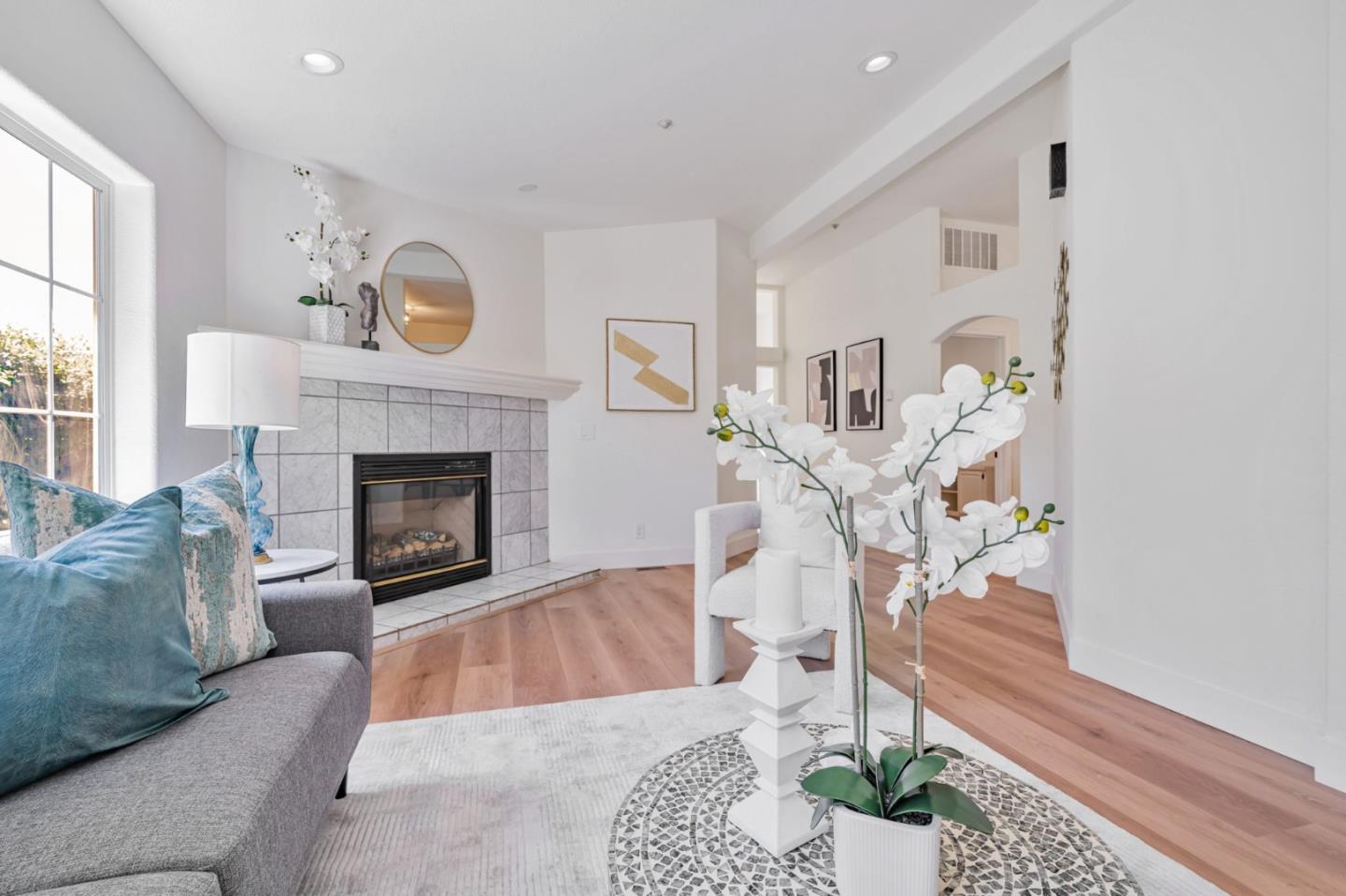 Detail Gallery Image 12 of 37 For 123 Wayne Ct, Redwood City,  CA 94063 - 4 Beds | 2 Baths