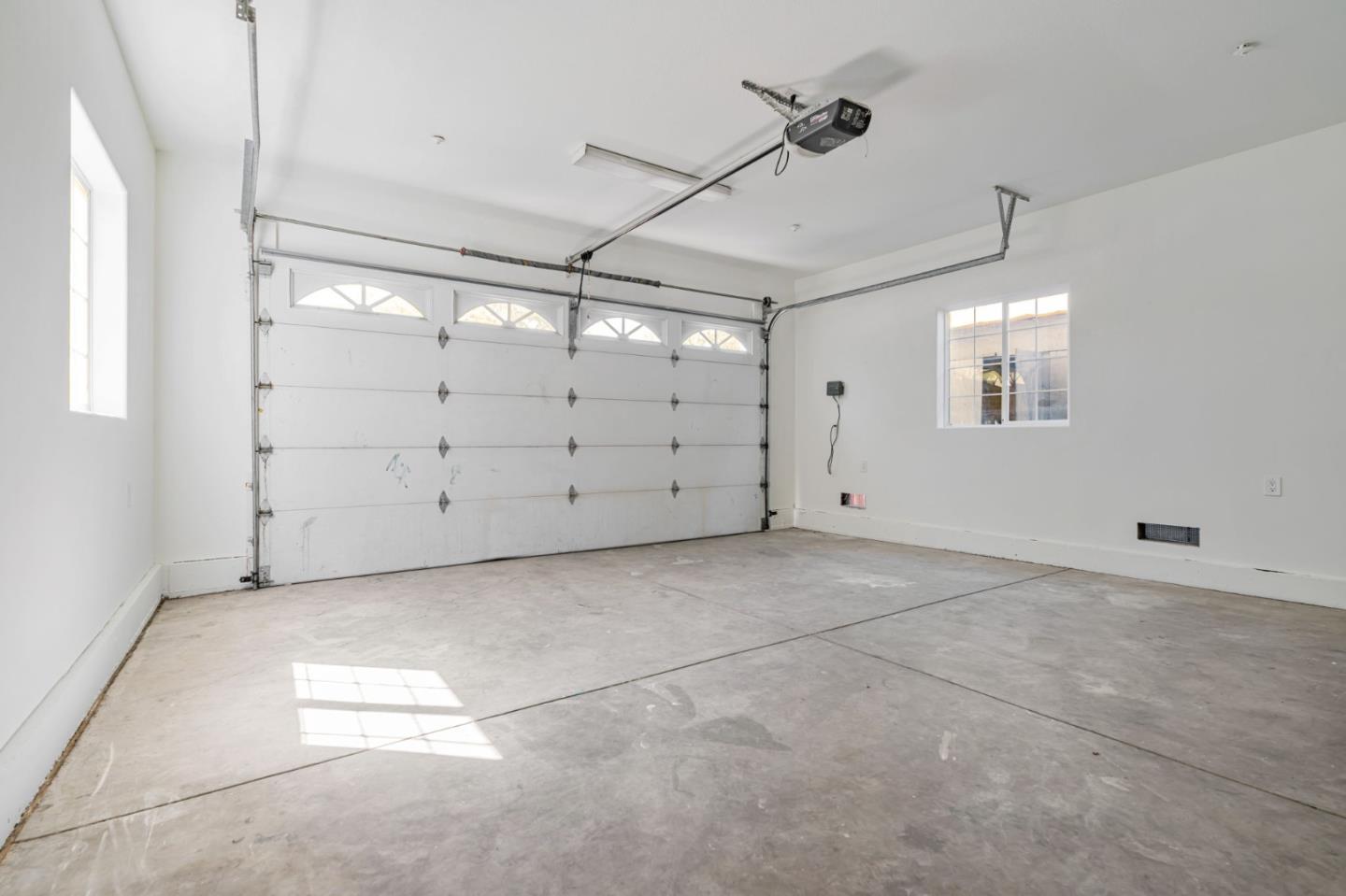 Detail Gallery Image 32 of 37 For 123 Wayne Ct, Redwood City,  CA 94063 - 4 Beds | 2 Baths