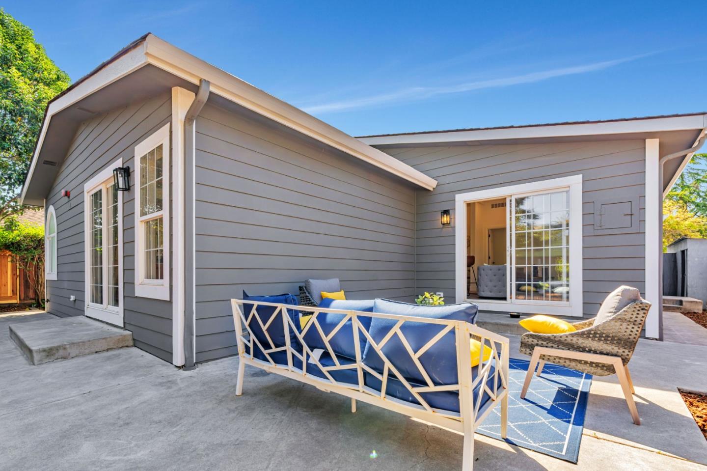 Detail Gallery Image 34 of 37 For 123 Wayne Ct, Redwood City,  CA 94063 - 4 Beds | 2 Baths