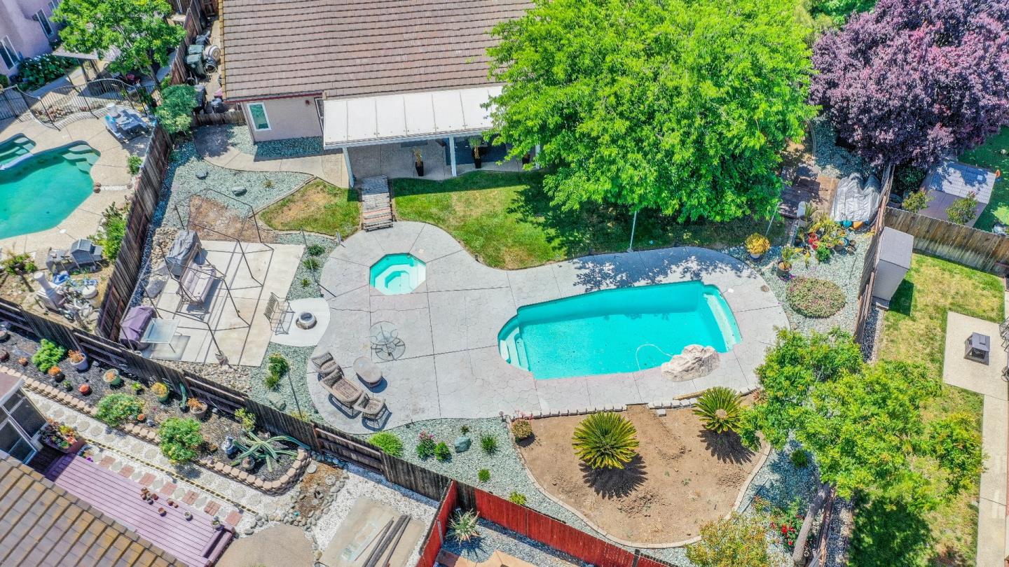 Detail Gallery Image 44 of 46 For 9425 Echo Cliff Ct, Elk Grove,  CA 95758 - 4 Beds | 2/1 Baths