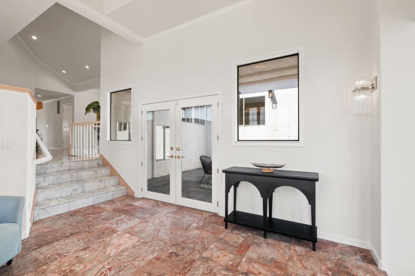 Detail Gallery Image 13 of 70 For 12479 Crayside Ln, Saratoga,  CA 95070 - 5 Beds | 3/1 Baths