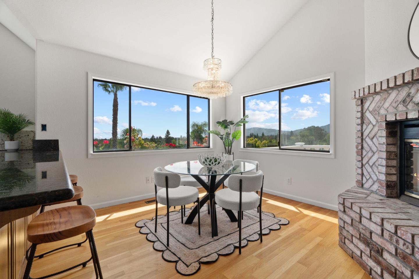 Detail Gallery Image 22 of 70 For 12479 Crayside Ln, Saratoga,  CA 95070 - 5 Beds | 3/1 Baths