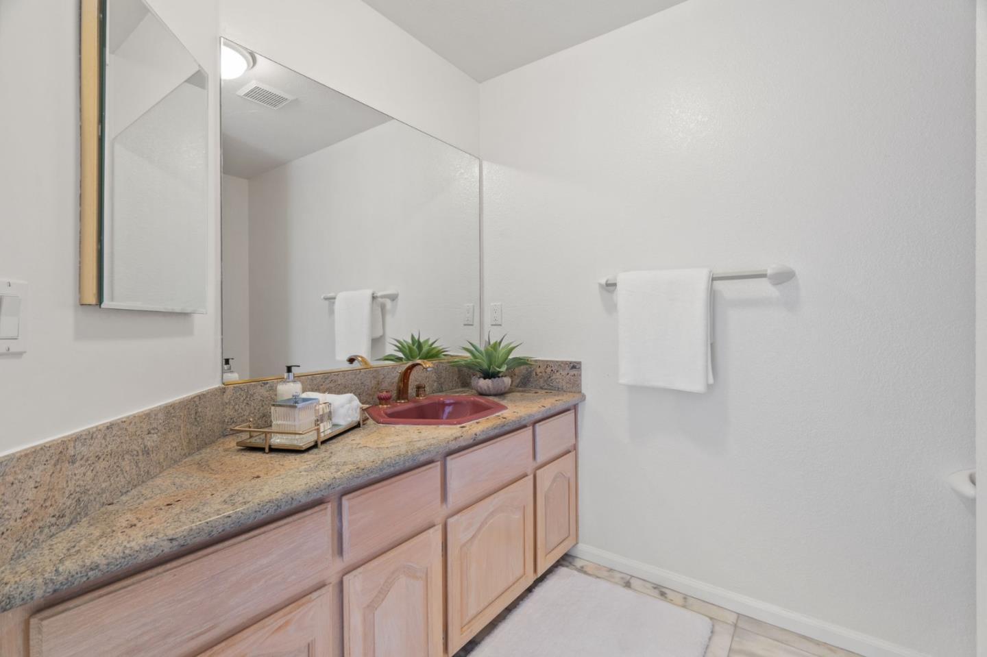 Detail Gallery Image 44 of 70 For 12479 Crayside Ln, Saratoga,  CA 95070 - 5 Beds | 3/1 Baths