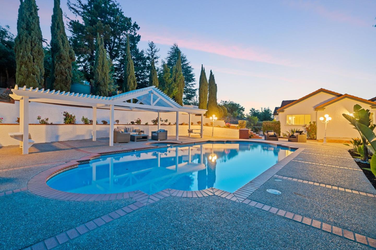 Detail Gallery Image 56 of 70 For 12479 Crayside Ln, Saratoga,  CA 95070 - 5 Beds | 3/1 Baths