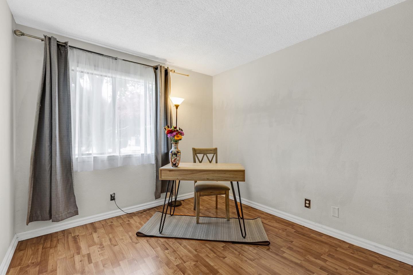 Detail Gallery Image 14 of 19 For 26088 Kay Ave #110,  Hayward,  CA 94545 - 2 Beds | 1 Baths