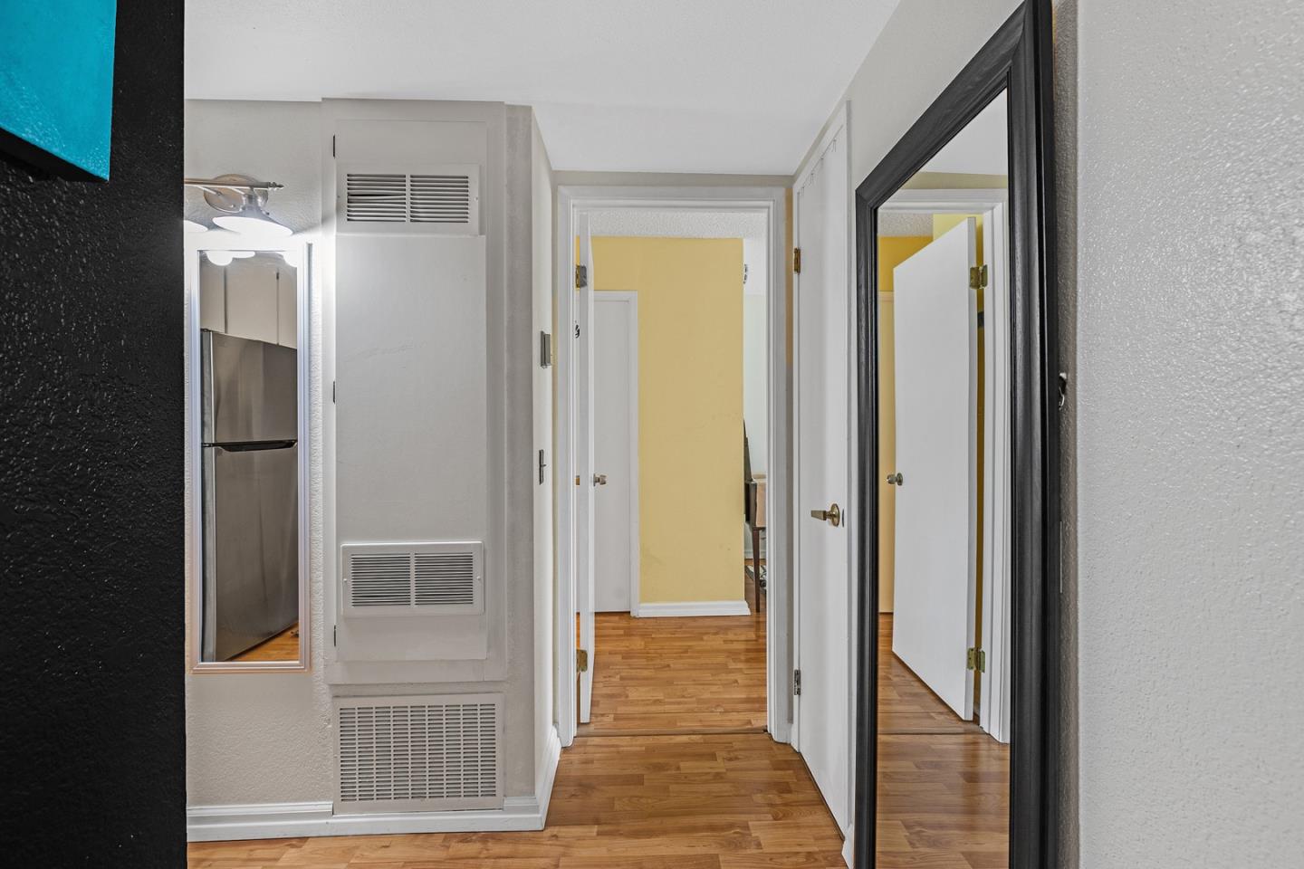 Detail Gallery Image 9 of 19 For 26088 Kay Ave #110,  Hayward,  CA 94545 - 2 Beds | 1 Baths