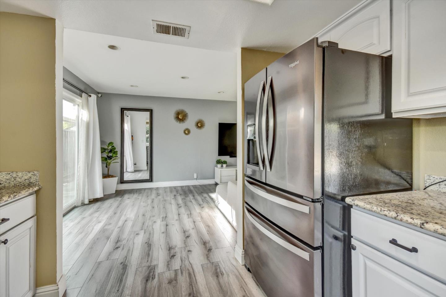 Detail Gallery Image 15 of 34 For 5078 Corte Verde Dr, San Jose,  CA 95111 - 3 Beds | 2 Baths