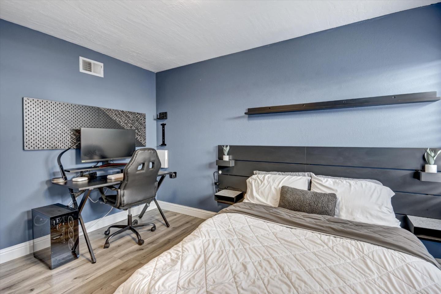 Detail Gallery Image 28 of 34 For 5078 Corte Verde Dr, San Jose,  CA 95111 - 3 Beds | 2 Baths