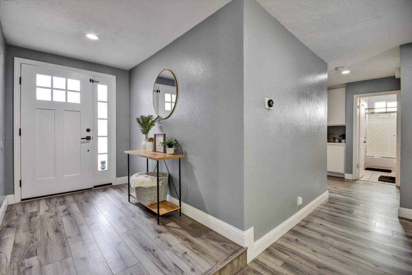 Detail Gallery Image 5 of 34 For 5078 Corte Verde Dr, San Jose,  CA 95111 - 3 Beds | 2 Baths