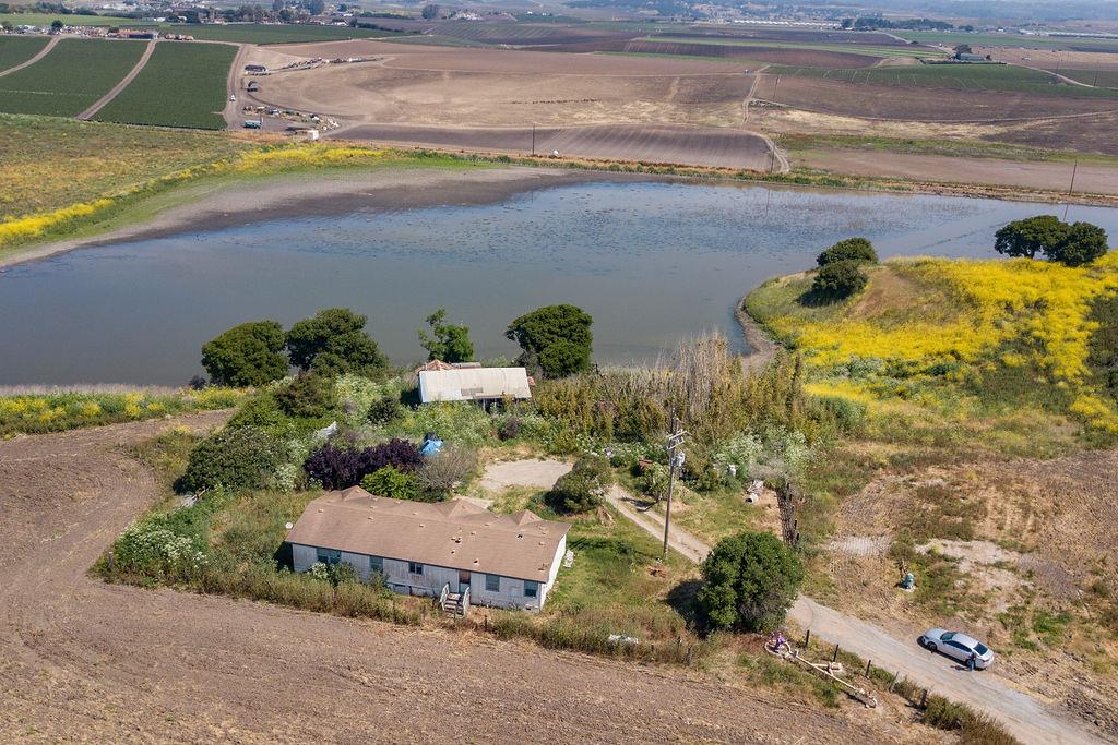 Detail Gallery Image 11 of 30 For 156 San Jon Rd, Salinas,  CA 93907 - 3 Beds | 2 Baths