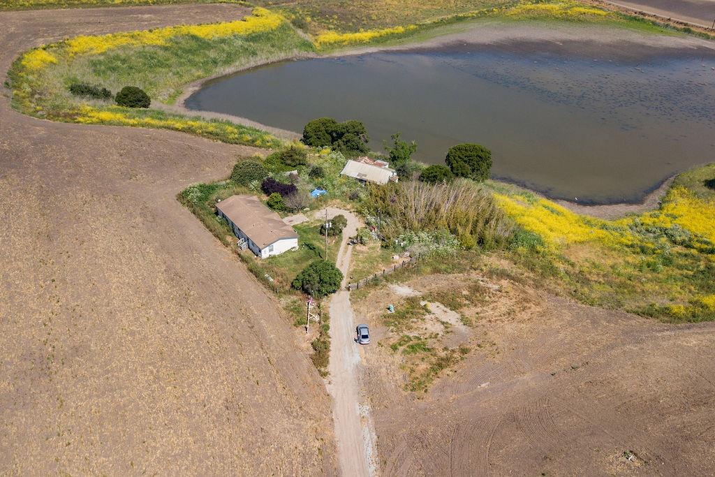 Detail Gallery Image 4 of 30 For 156 San Jon Rd, Salinas,  CA 93907 - 3 Beds | 2 Baths