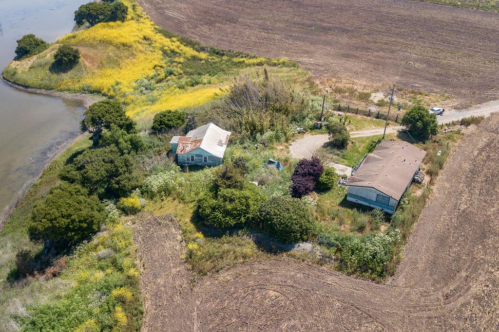 Detail Gallery Image 9 of 30 For 156 San Jon Rd, Salinas,  CA 93907 - 3 Beds | 2 Baths