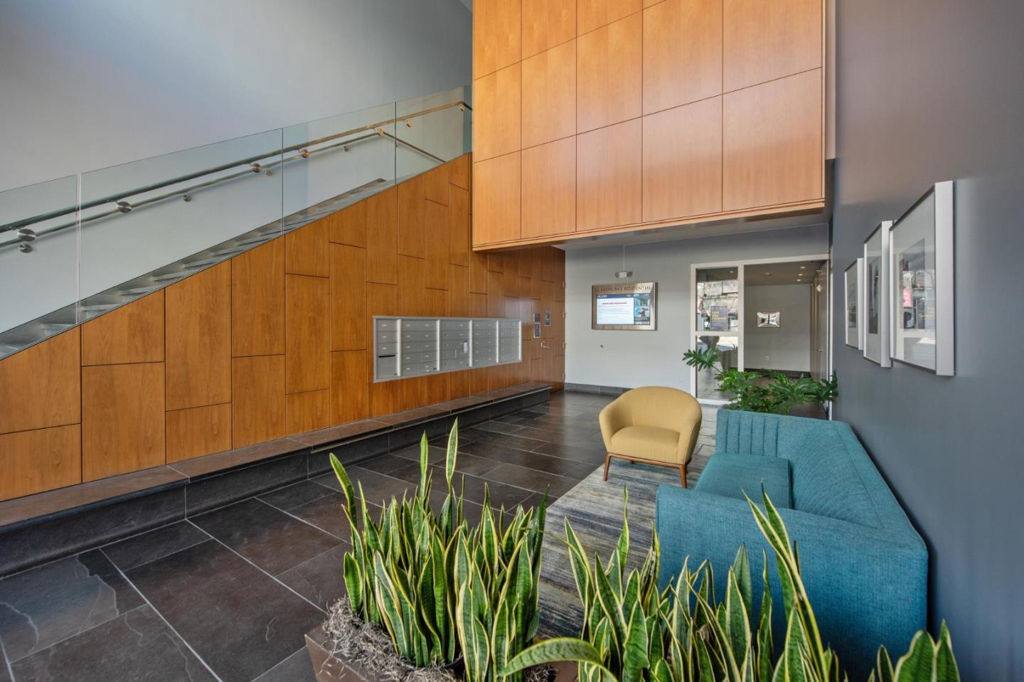 Detail Gallery Image 2 of 57 For 207 King St #402,  San Francisco,  CA 94107 - 2 Beds | 2/1 Baths