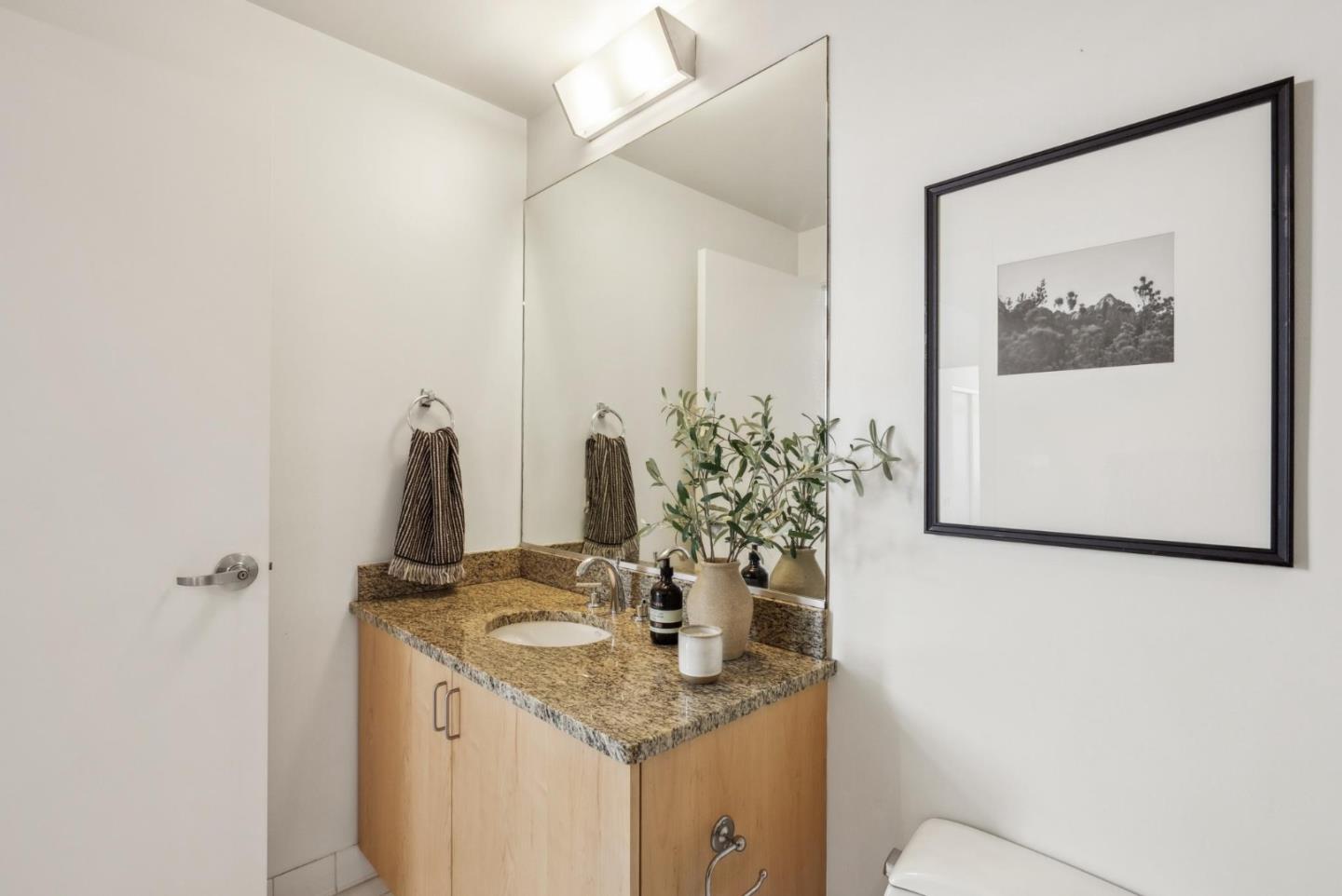 Detail Gallery Image 28 of 57 For 207 King St #402,  San Francisco,  CA 94107 - 2 Beds | 2/1 Baths