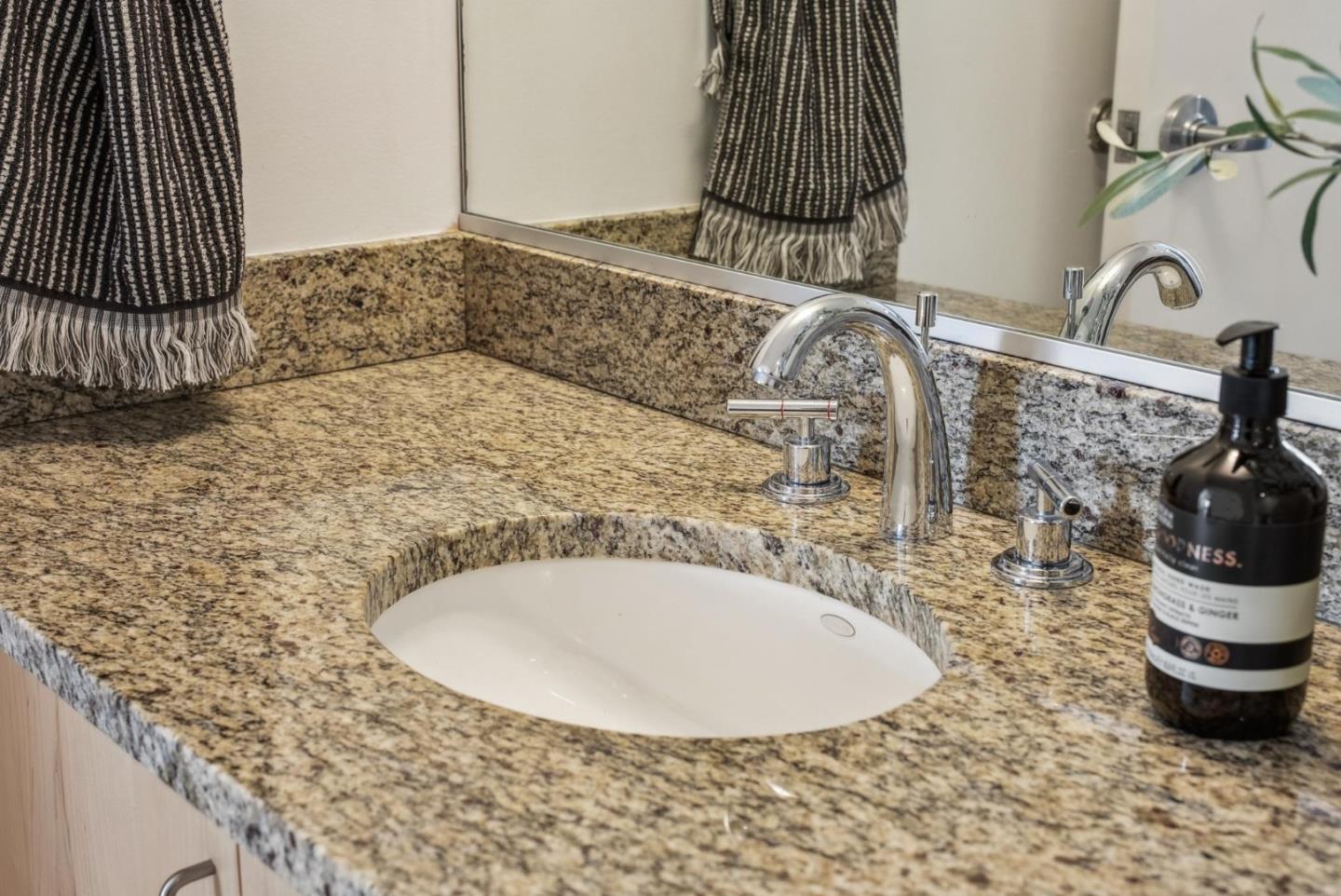 Detail Gallery Image 29 of 57 For 207 King St #402,  San Francisco,  CA 94107 - 2 Beds | 2/1 Baths