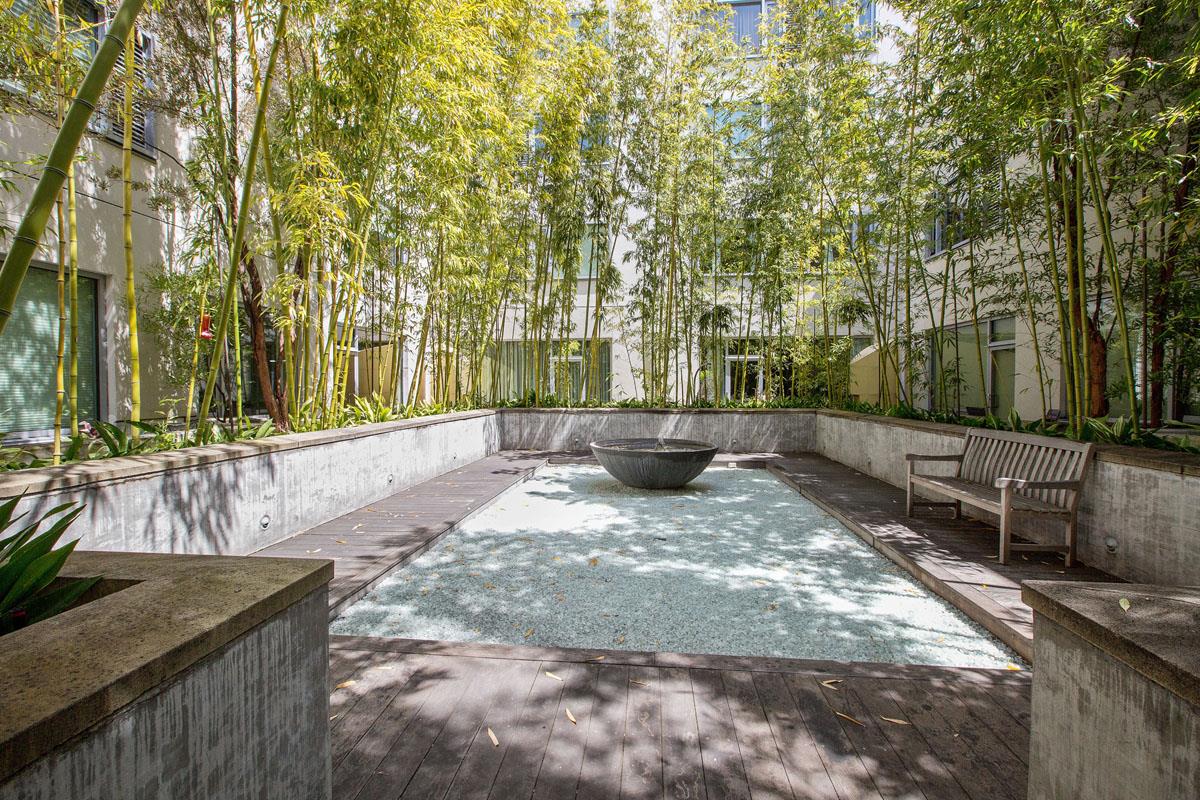 Detail Gallery Image 9 of 57 For 207 King St #402,  San Francisco,  CA 94107 - 2 Beds | 2/1 Baths