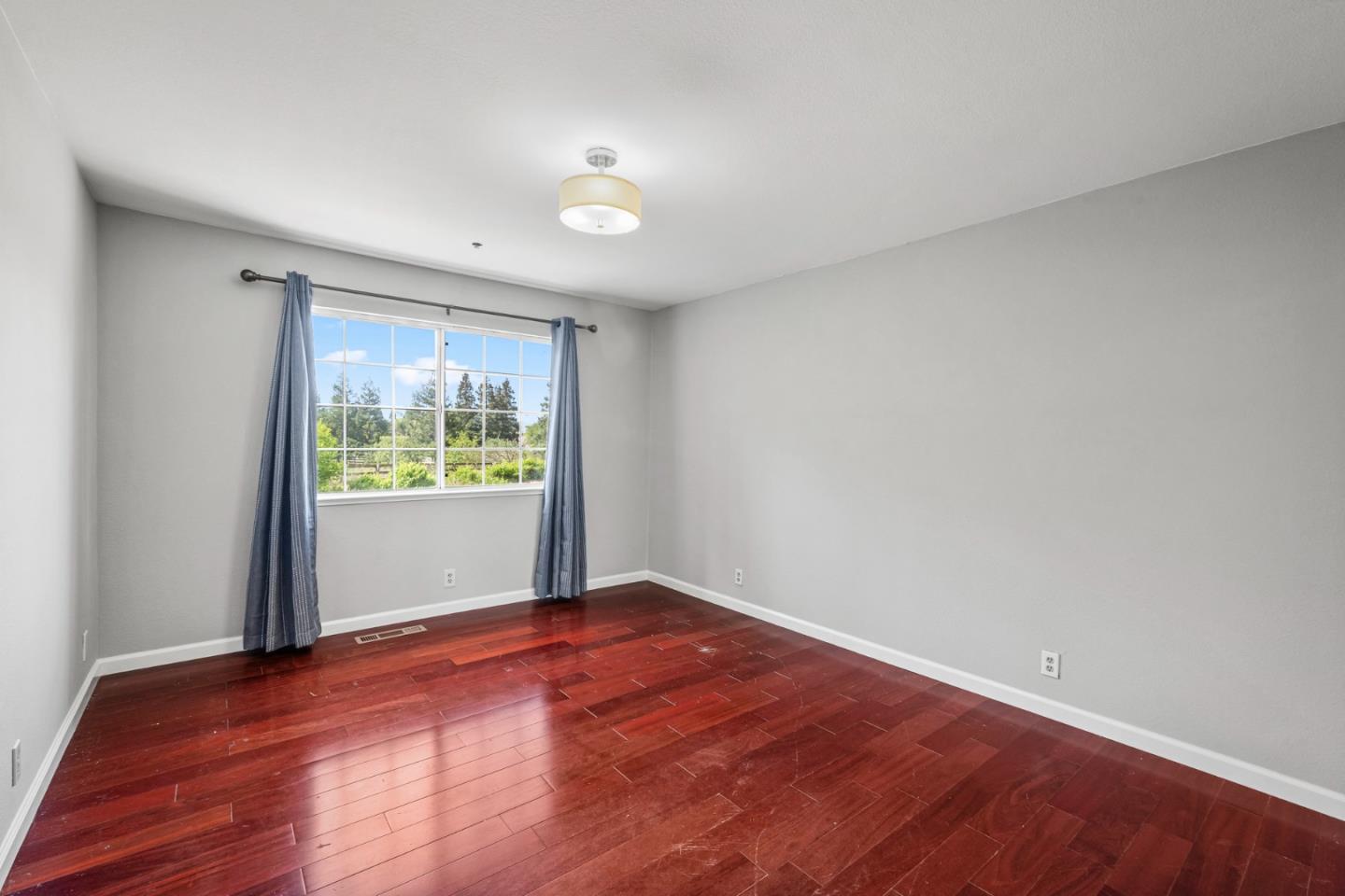 Detail Gallery Image 15 of 90 For 14830 Bartlett Ct, San Martin,  CA 95046 - 4 Beds | 4 Baths