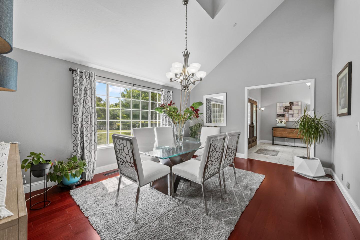 Detail Gallery Image 25 of 90 For 14830 Bartlett Ct, San Martin,  CA 95046 - 4 Beds | 4 Baths