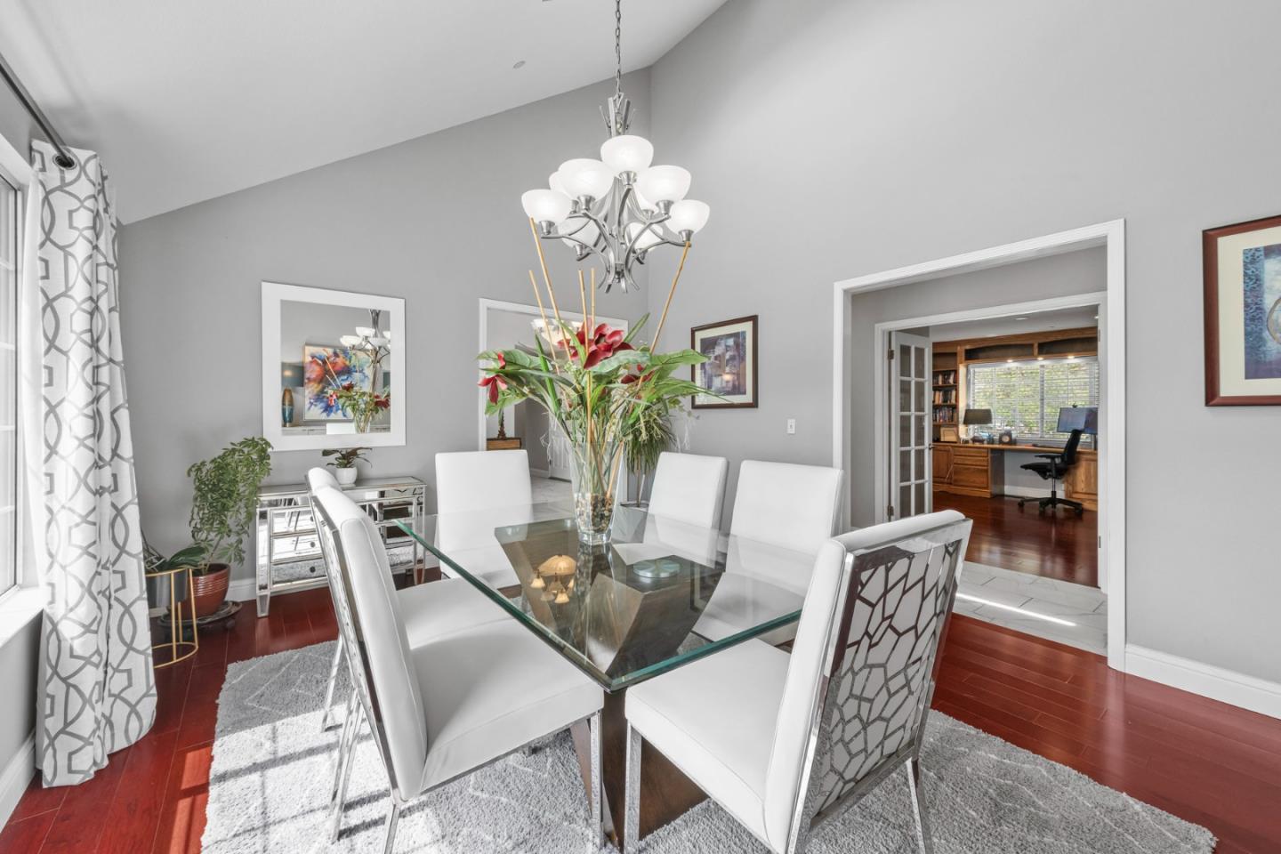 Detail Gallery Image 26 of 90 For 14830 Bartlett Ct, San Martin,  CA 95046 - 4 Beds | 4 Baths