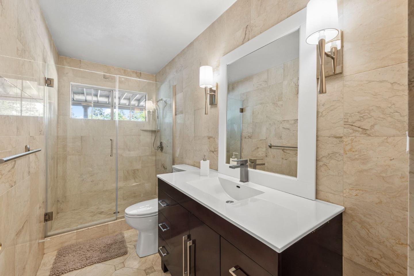 Detail Gallery Image 29 of 90 For 14830 Bartlett Ct, San Martin,  CA 95046 - 4 Beds | 4 Baths