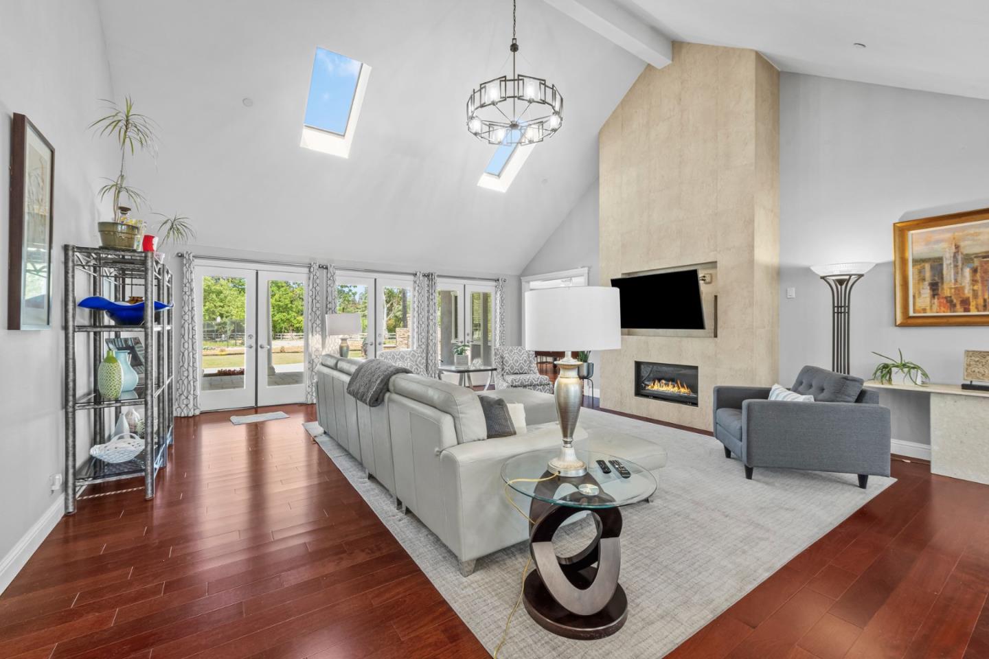 Detail Gallery Image 30 of 90 For 14830 Bartlett Ct, San Martin,  CA 95046 - 4 Beds | 4 Baths