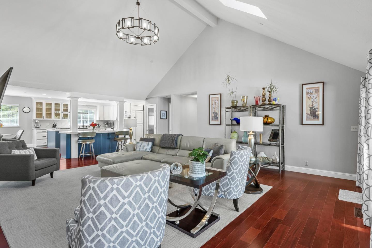 Detail Gallery Image 35 of 90 For 14830 Bartlett Ct, San Martin,  CA 95046 - 4 Beds | 4 Baths