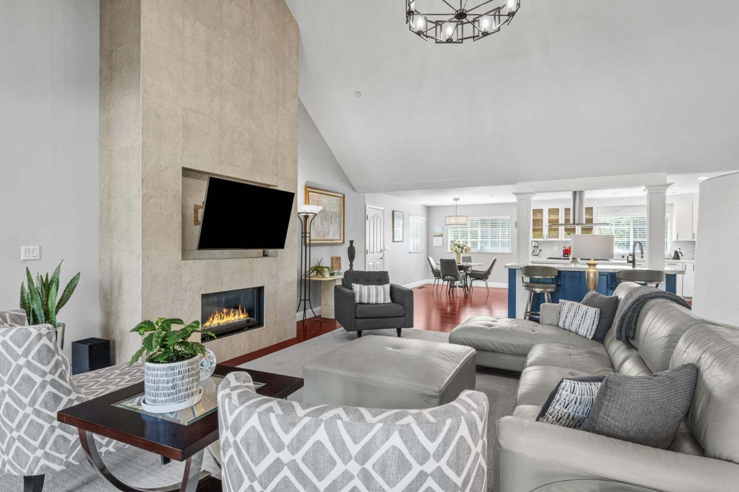 Detail Gallery Image 37 of 90 For 14830 Bartlett Ct, San Martin,  CA 95046 - 4 Beds | 4 Baths