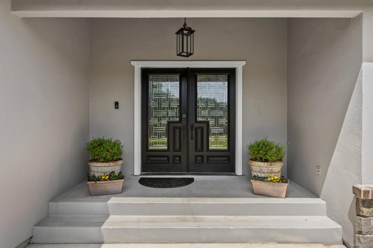 Detail Gallery Image 6 of 90 For 14830 Bartlett Ct, San Martin,  CA 95046 - 4 Beds | 4 Baths