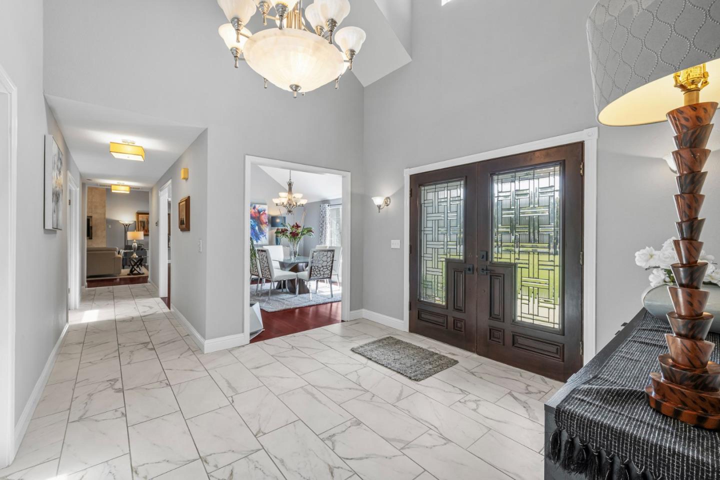 Detail Gallery Image 8 of 90 For 14830 Bartlett Ct, San Martin,  CA 95046 - 4 Beds | 4 Baths