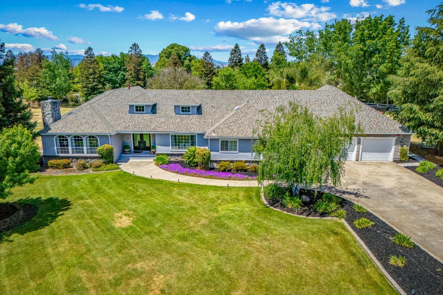 Detail Gallery Image 85 of 90 For 14830 Bartlett Ct, San Martin,  CA 95046 - 4 Beds | 4 Baths