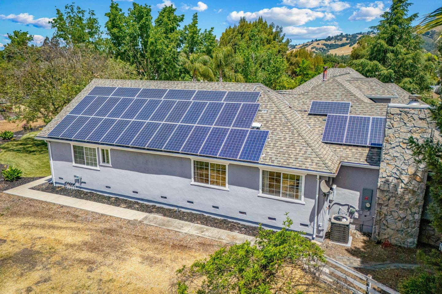 Detail Gallery Image 87 of 90 For 14830 Bartlett Ct, San Martin,  CA 95046 - 4 Beds | 4 Baths