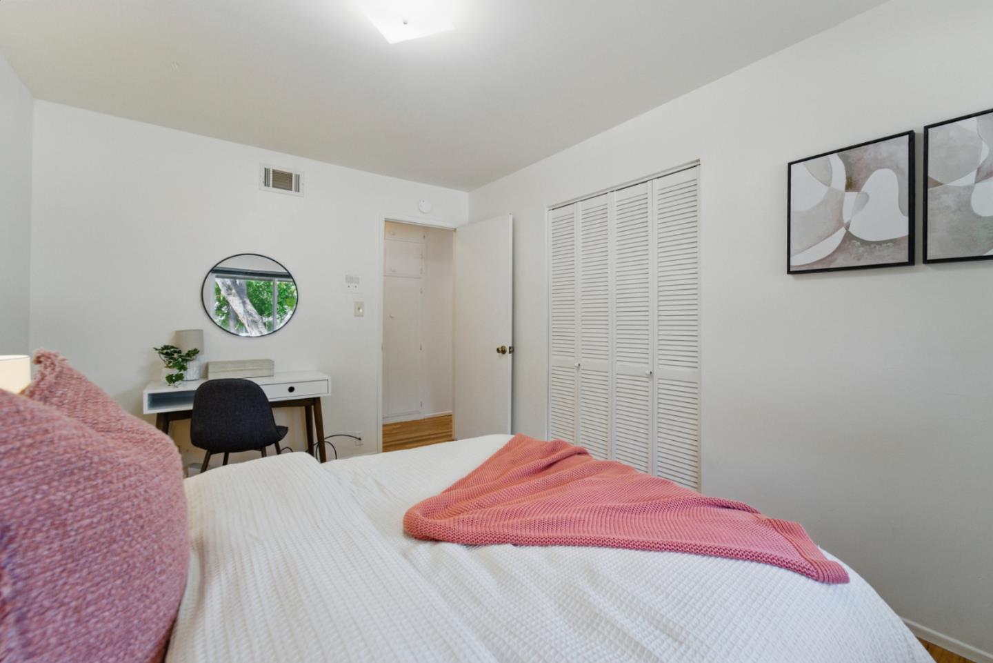 Detail Gallery Image 22 of 29 For 2467 Nightingale Dr, San Jose,  CA 95125 - 3 Beds | 2 Baths