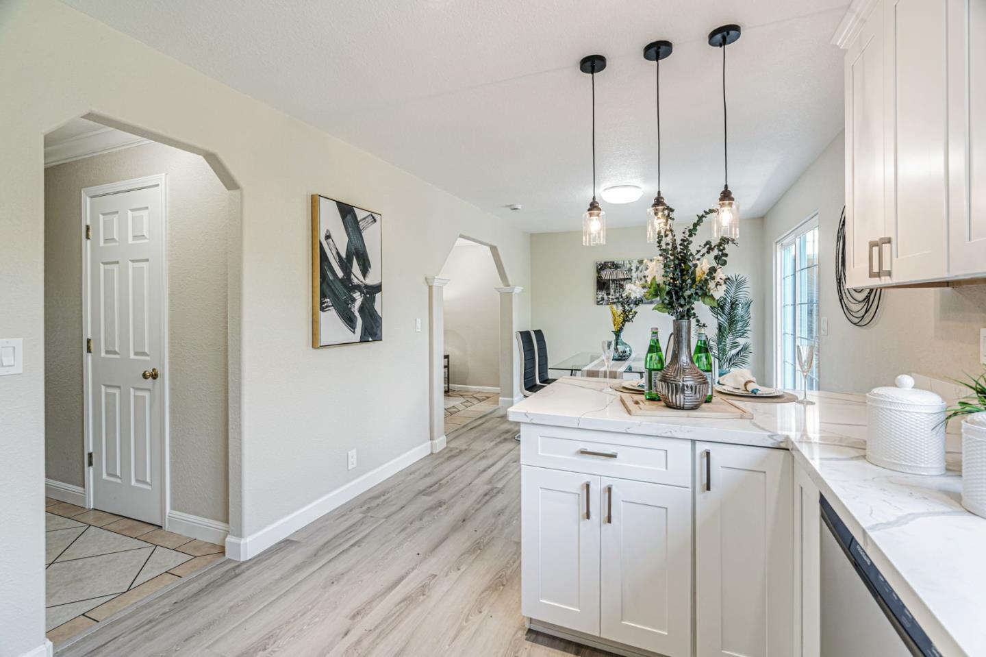Detail Gallery Image 13 of 37 For 3334 Dias Dr, San Jose,  CA 95148 - 4 Beds | 3 Baths