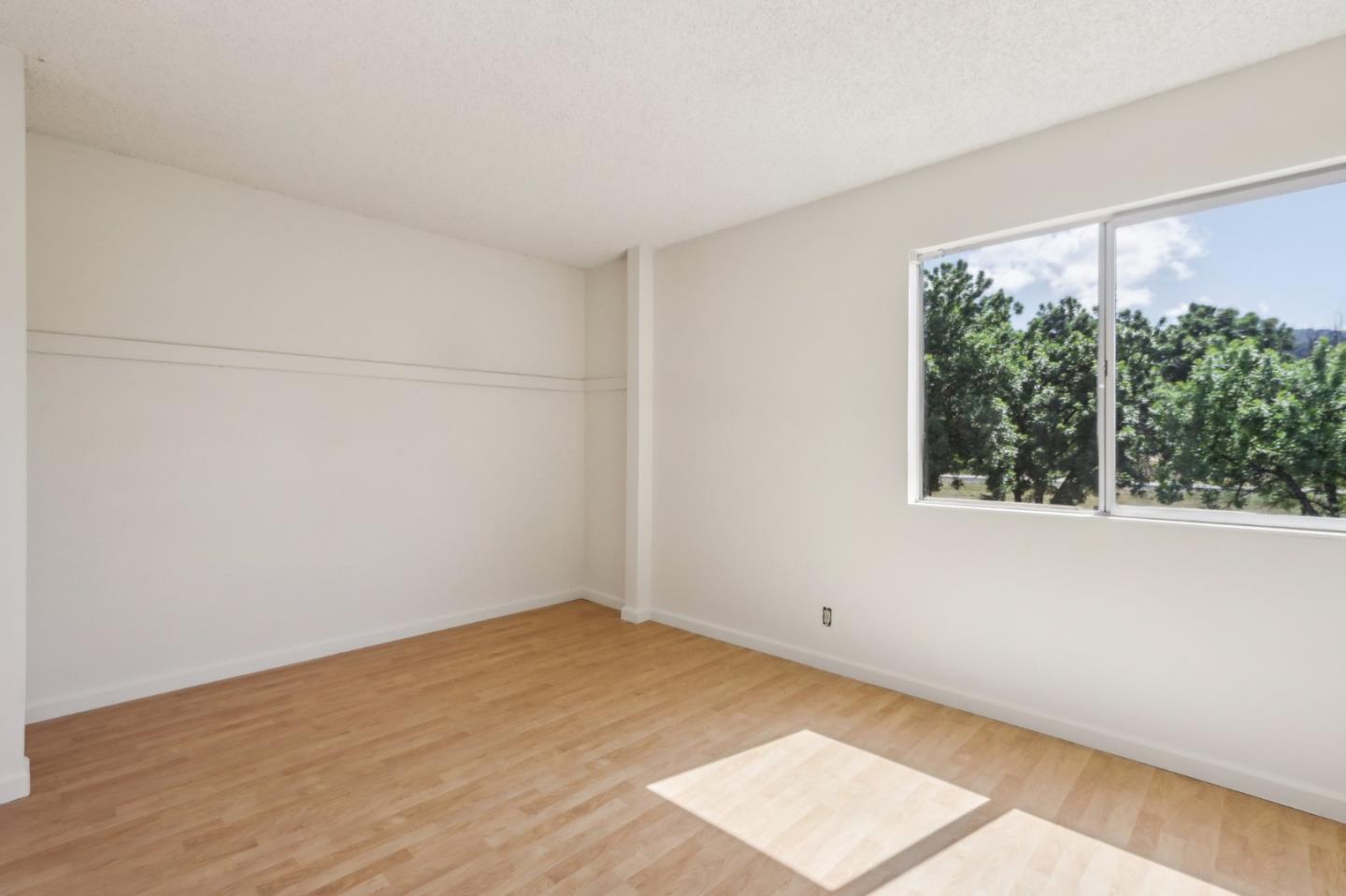 Detail Gallery Image 22 of 40 For 7433 Crawford Dr, Gilroy,  CA 95020 - 4 Beds | 2/1 Baths