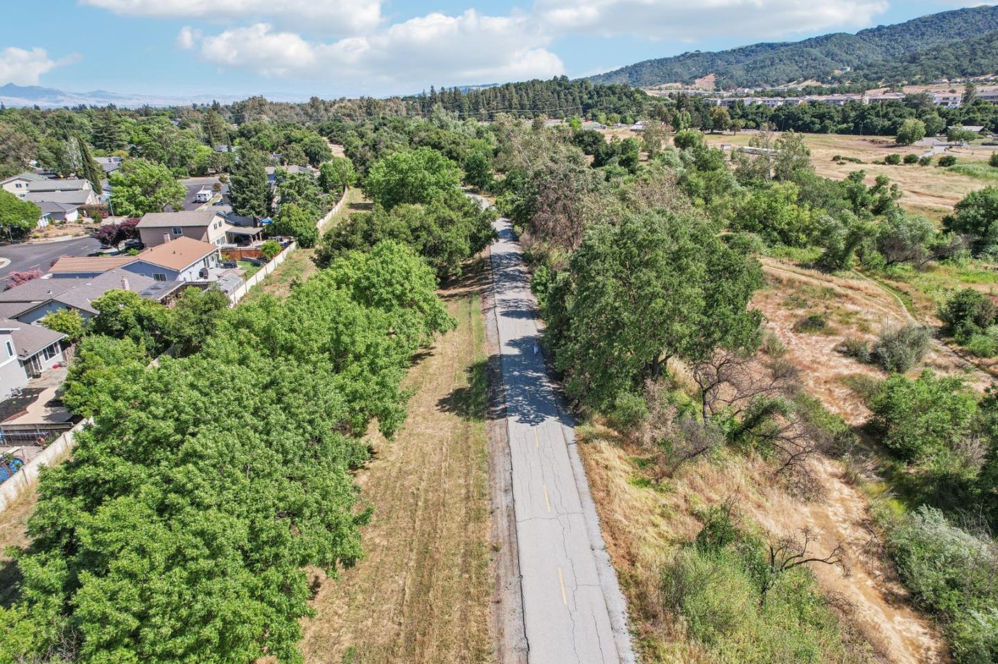 Detail Gallery Image 37 of 40 For 7433 Crawford Dr, Gilroy,  CA 95020 - 4 Beds | 2/1 Baths