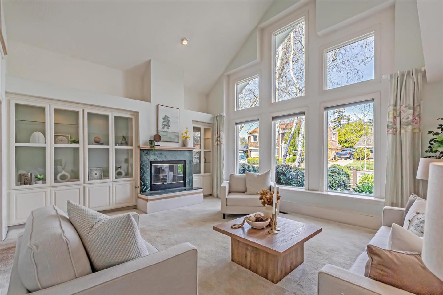 Detail Gallery Image 12 of 60 For 137 S 17th St, San Jose,  CA 95112 - 4 Beds | 2/1 Baths
