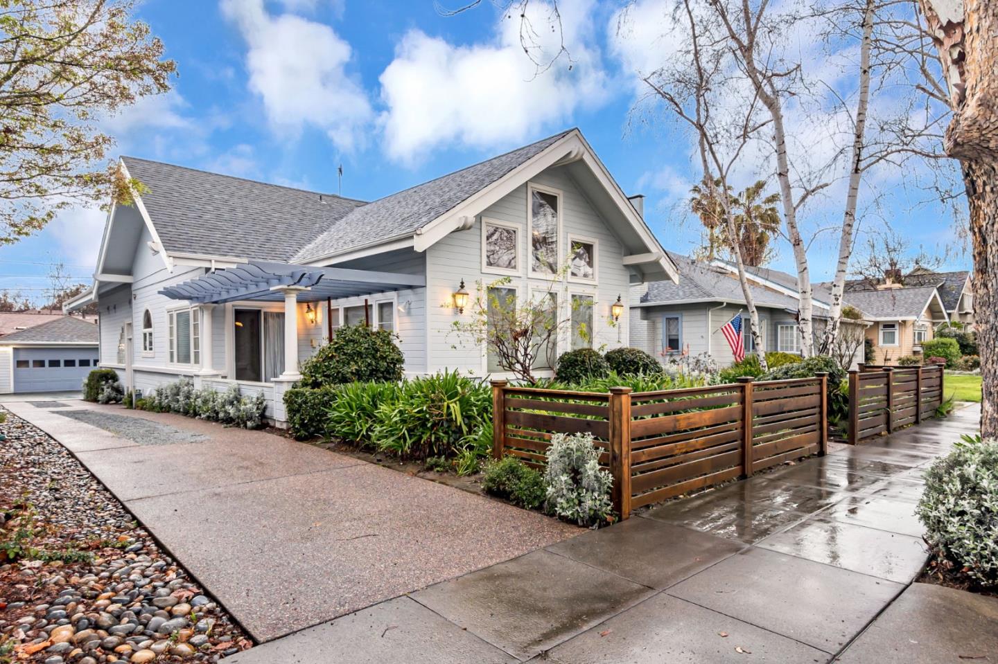 Detail Gallery Image 2 of 60 For 137 S 17th St, San Jose,  CA 95112 - 4 Beds | 2/1 Baths