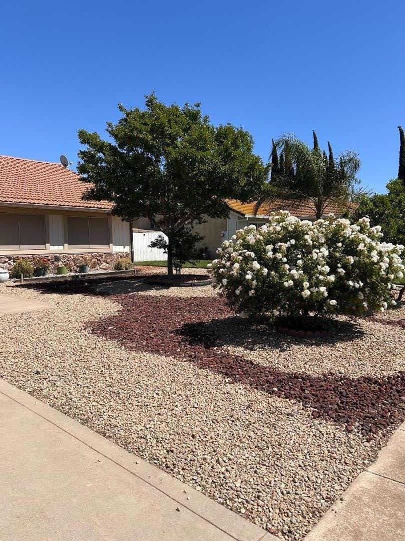 Detail Gallery Image 2 of 27 For 754 Meadowlark Ave, Los Banos,  CA 93635 - 2 Beds | 2 Baths