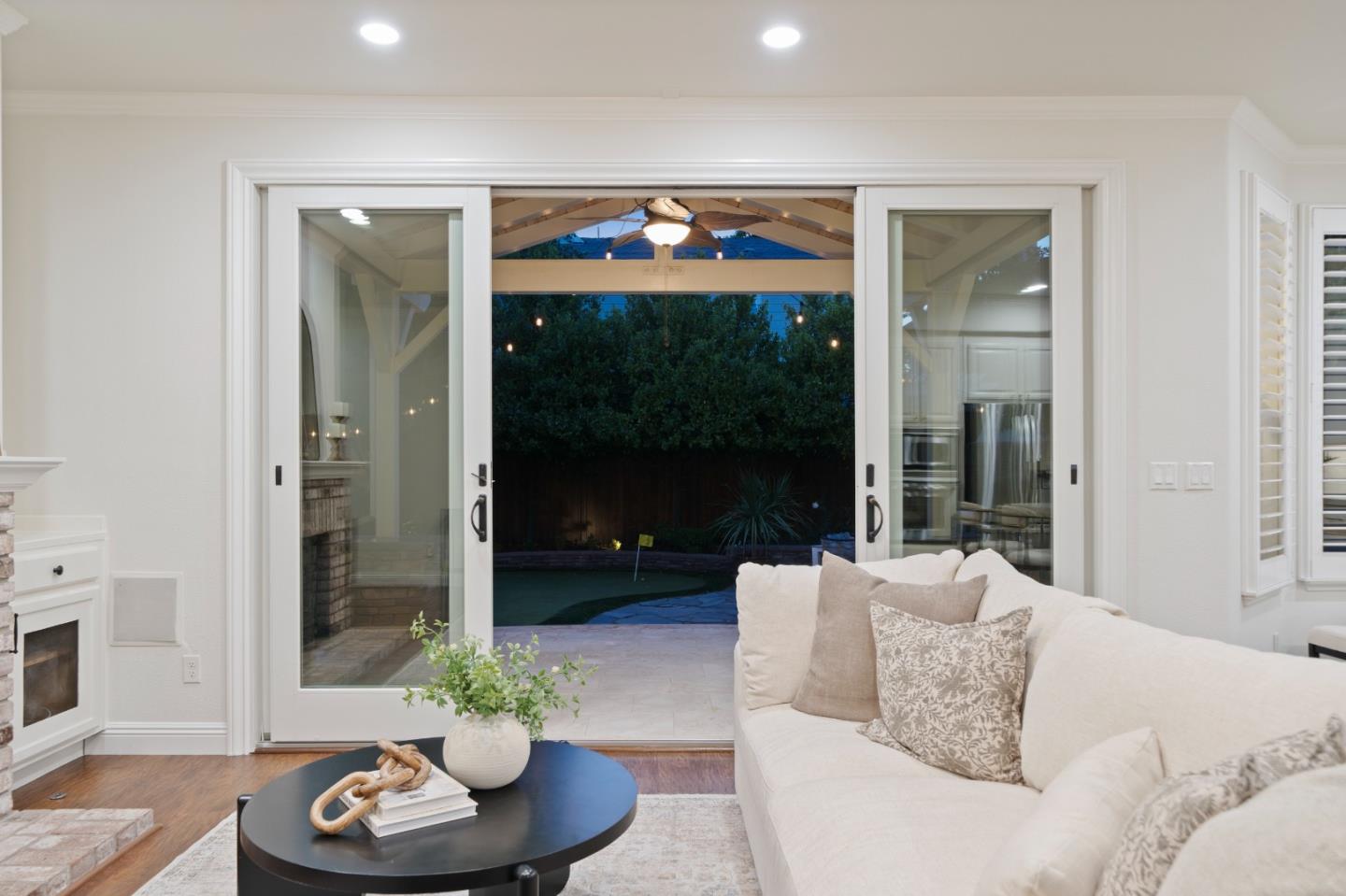 Detail Gallery Image 66 of 116 For 1435 Rosecrest Ter, San Jose,  CA 95126 - 5 Beds | 3/1 Baths