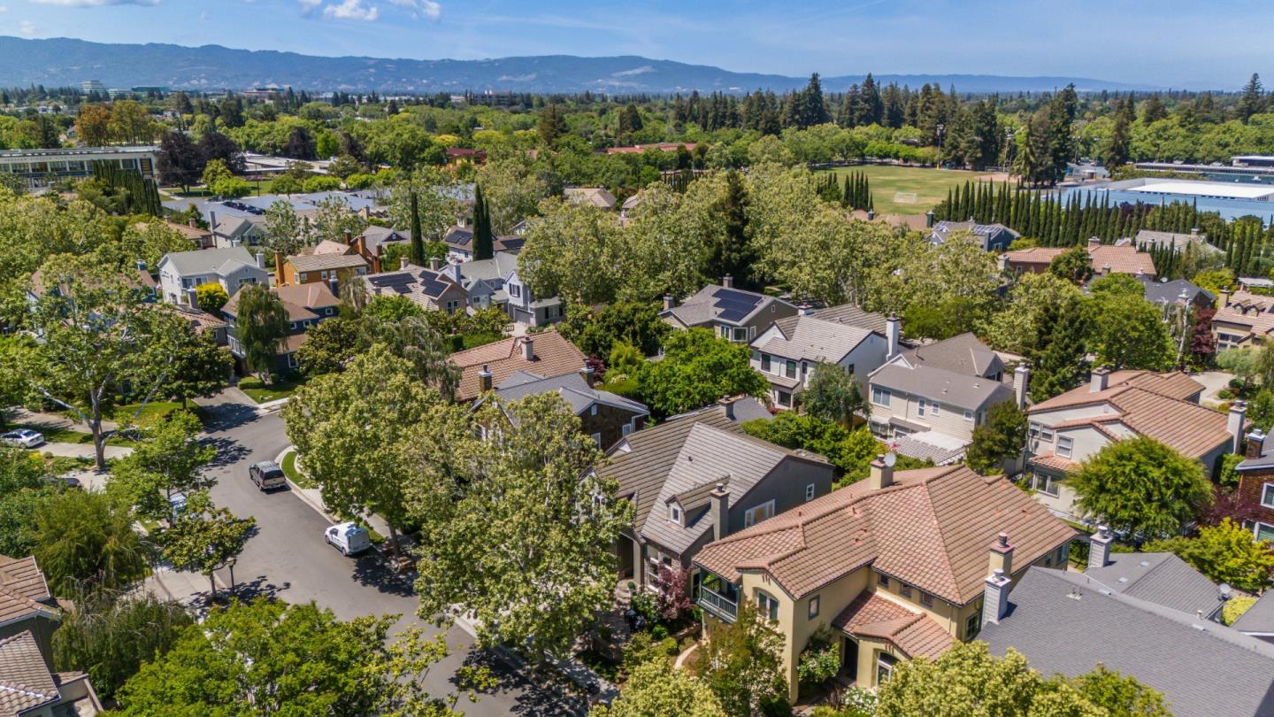 Detail Gallery Image 90 of 116 For 1435 Rosecrest Ter, San Jose,  CA 95126 - 5 Beds | 3/1 Baths