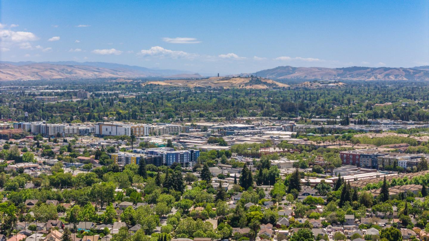 Detail Gallery Image 92 of 116 For 1435 Rosecrest Ter, San Jose,  CA 95126 - 5 Beds | 3/1 Baths