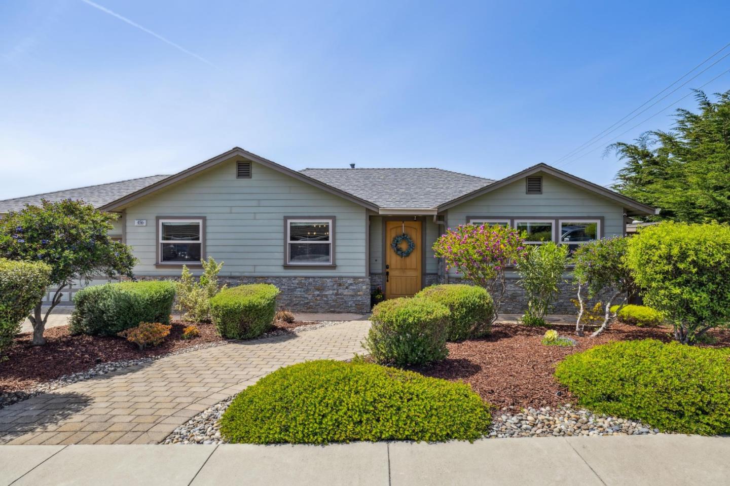Detail Gallery Image 1 of 41 For 456 Grand Blvd, Half Moon Bay,  CA 94019 - 3 Beds | 2 Baths
