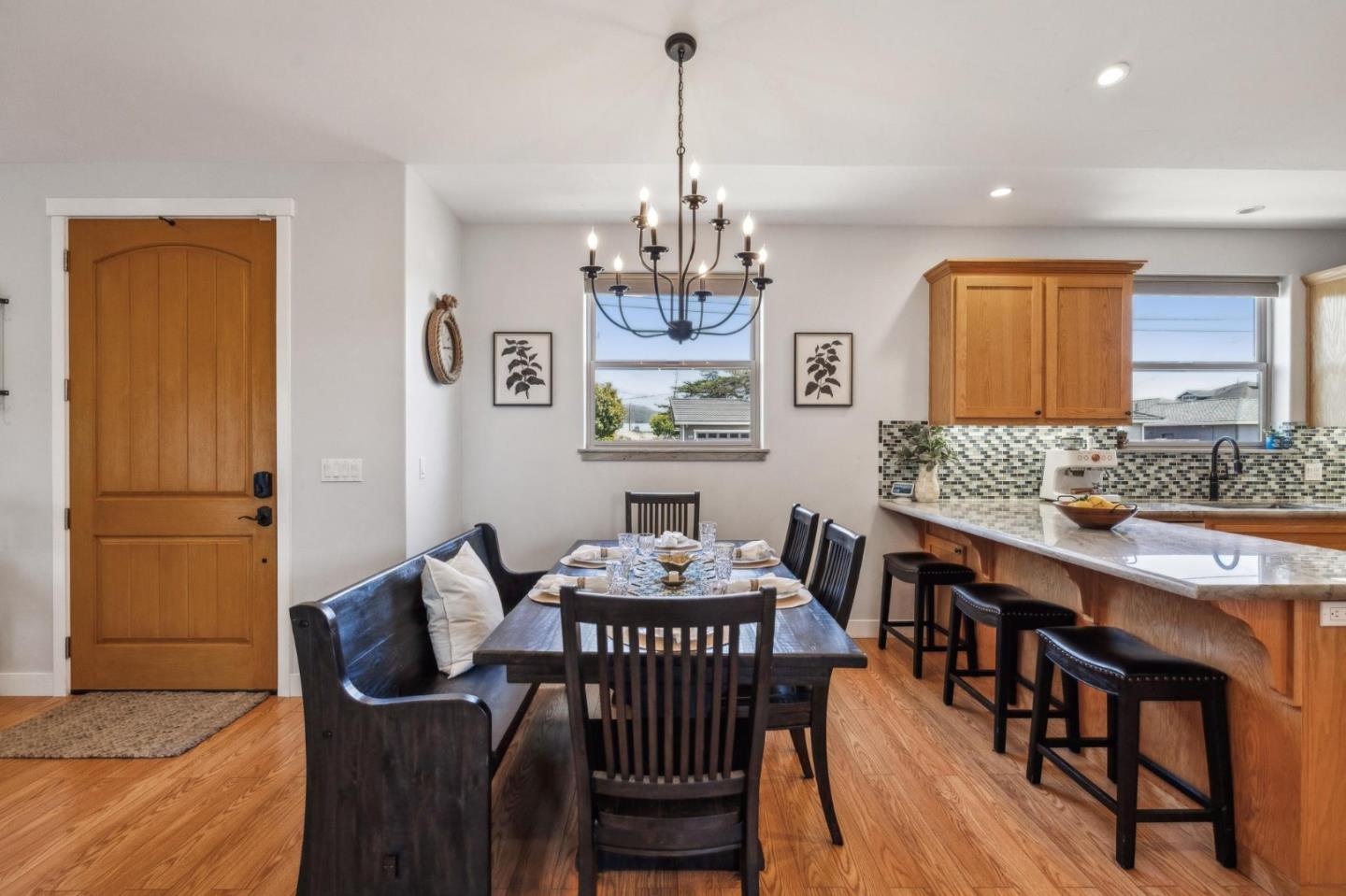 Detail Gallery Image 13 of 41 For 456 Grand Blvd, Half Moon Bay,  CA 94019 - 3 Beds | 2 Baths